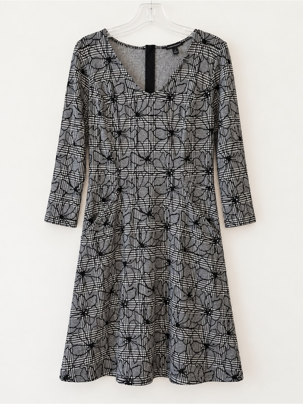41 Hawthorn Black White Plaid Floral V Neck Back Zipper Size M Euc #842